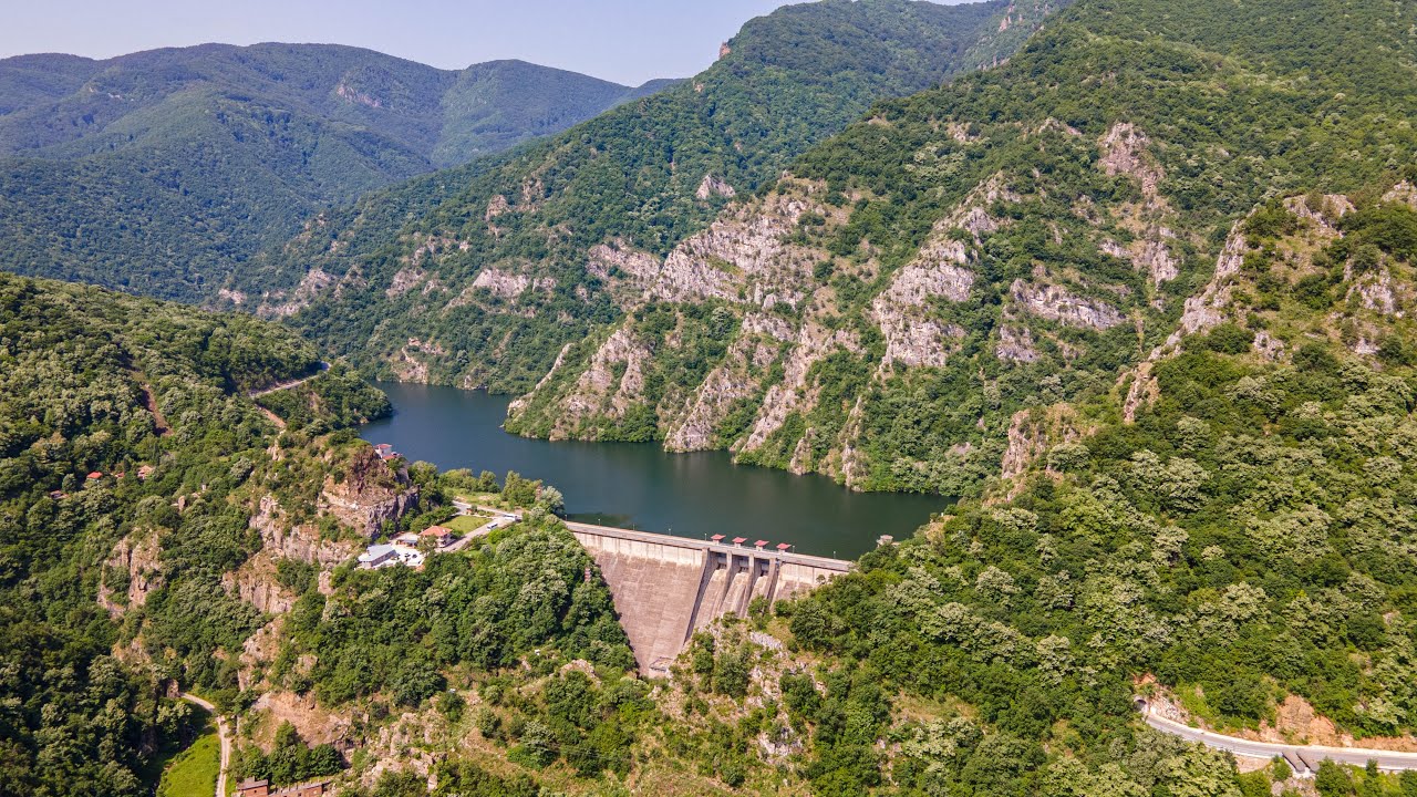 Брутални скали над язовир Кричим - много дълга версия/Brutal rocks above Krichim dam - long version