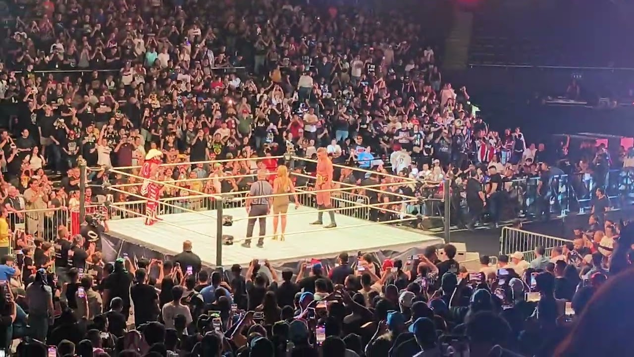 Gunther Entrance WWE Super show Monterrey México 2025