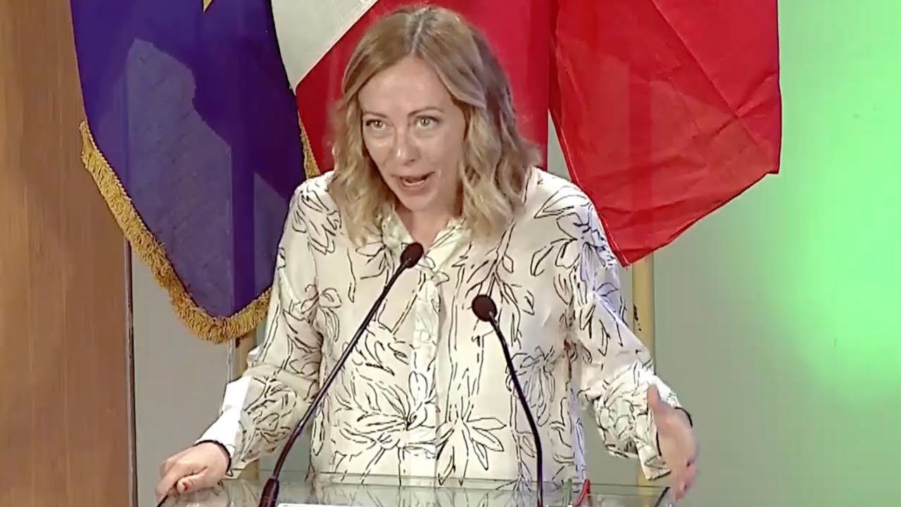 GIORGIA MELONI A BAGNOLI PER LA FIRMA DEL PROTOCOLLO DI INTESA TRA GOVERNO E COMMISSARIO