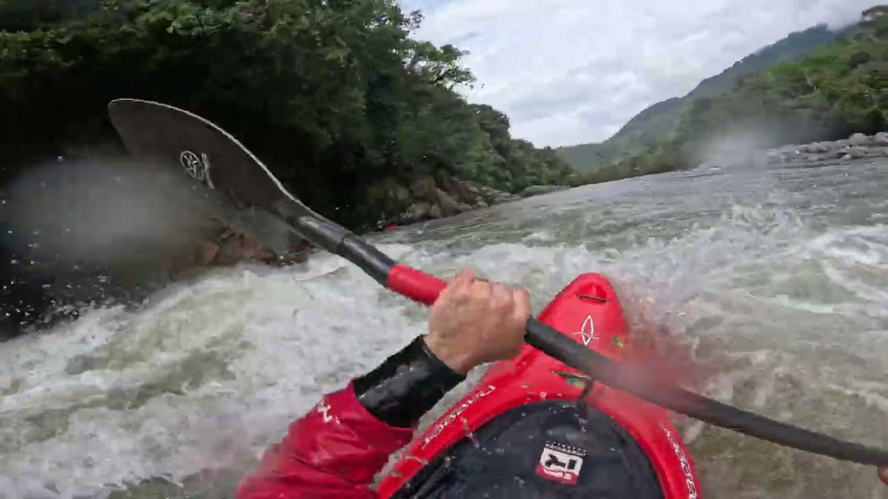 Ecuador Kayaking- Rio Quijos Chaco Bombom