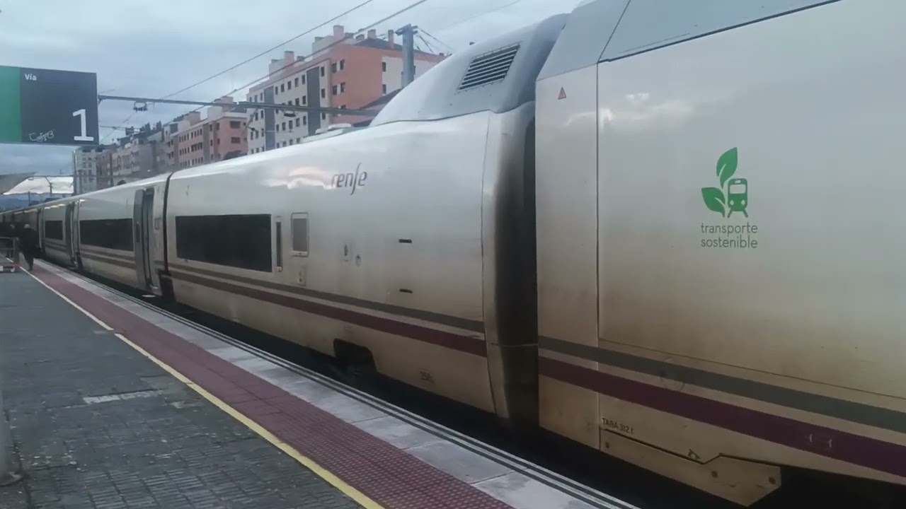 Pequeña grabación del alvia de la estación de Ponferrada