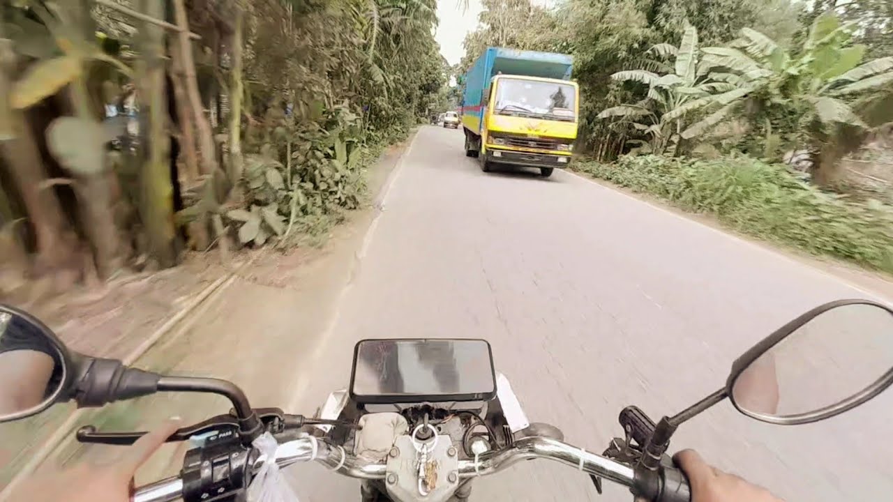 ইলেকট্রনিক মোটর সাইকেলে একটু ঘুরাঘুরি করলাম