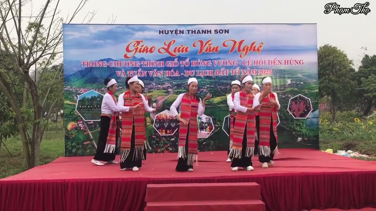 Bài múa Ngày hội xứ mường và bài múa Lời bác ngân trong lòng mường | Phạm Thọ 