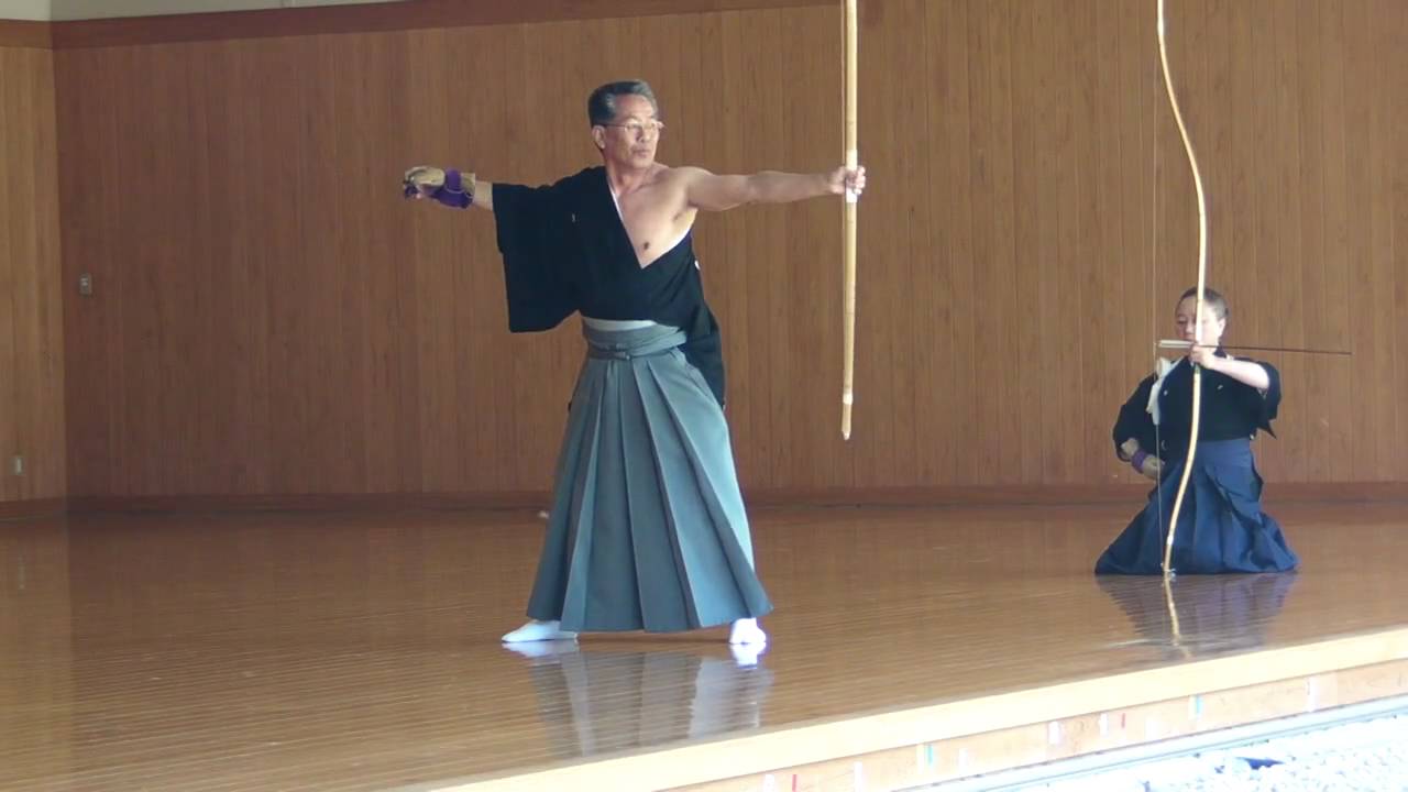 IKYF Kyudo Seminar - Hitotsu mato sharei - Tokyo 2010 (2/2)