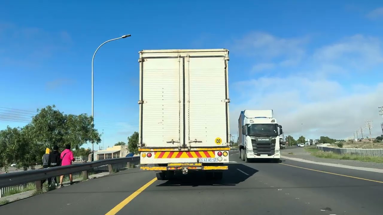 Scenic Drive in Beaufort West | Gateway to the Karoo