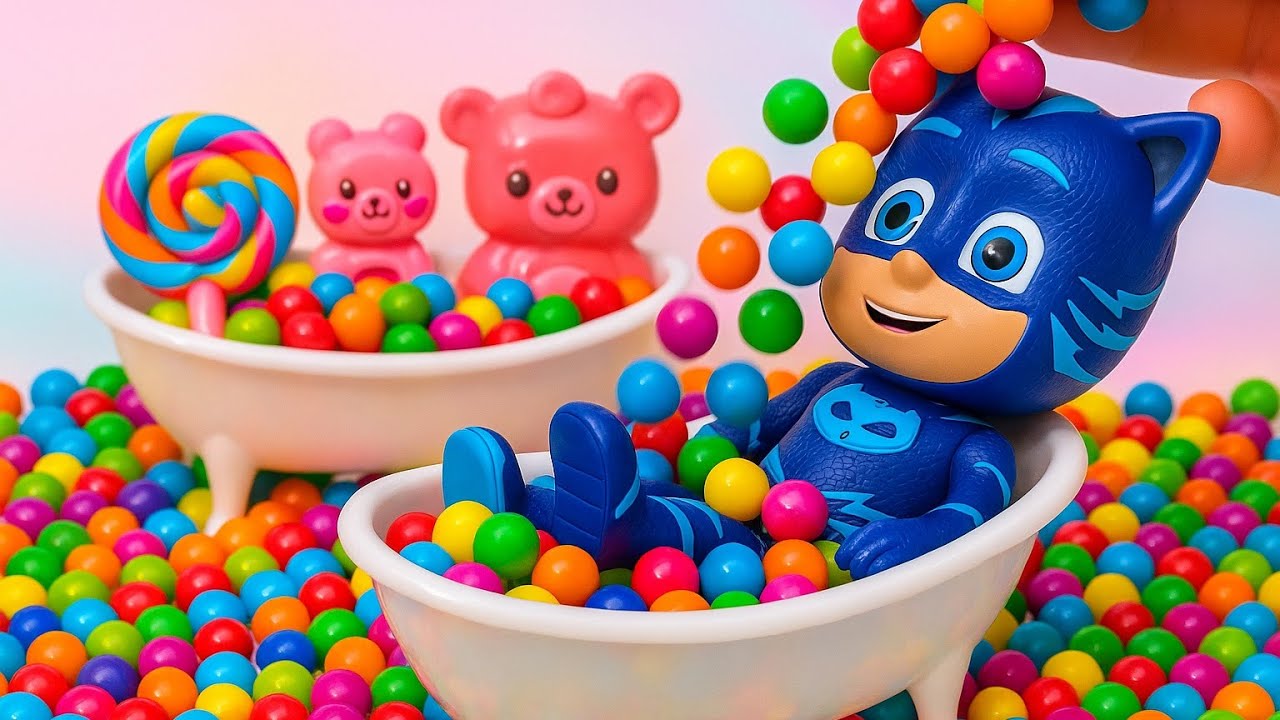Satisfying  Video Rainbow Mixing All Rainbow Candy in Bathtubs & EGGS Glossy Lollipop Cutting ASMR 🍭