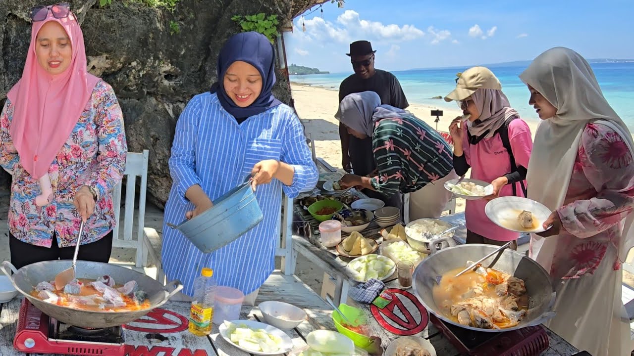 RAME-RAME Masak dan makan di pantai bersama Suscriber dari Kendari usai nangkap ikan