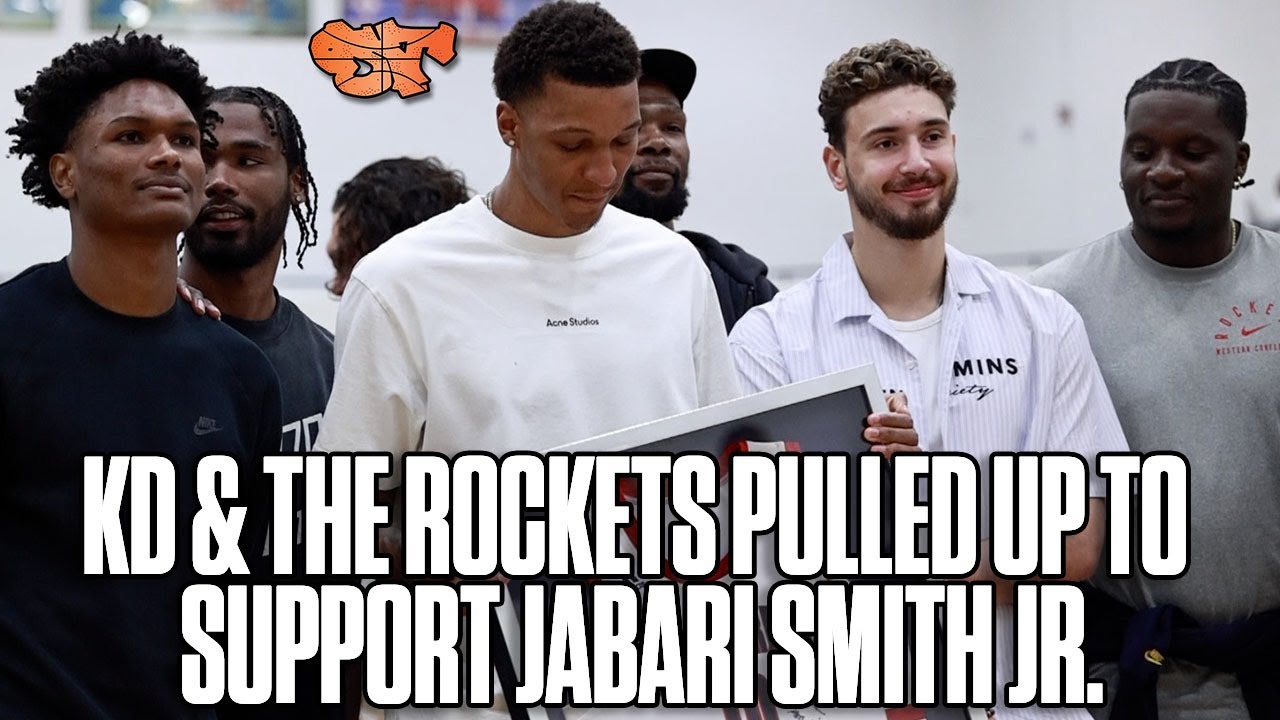 KD и The ROCKETS приехали посмотреть, как Джабари Смит-младший выводит из обращения свою футболку...