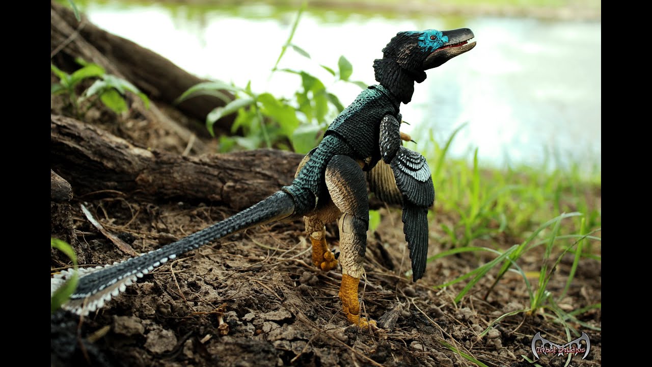 Balaur Bondoc UNBOXING Beasts of the Mesozoic Raptor Series