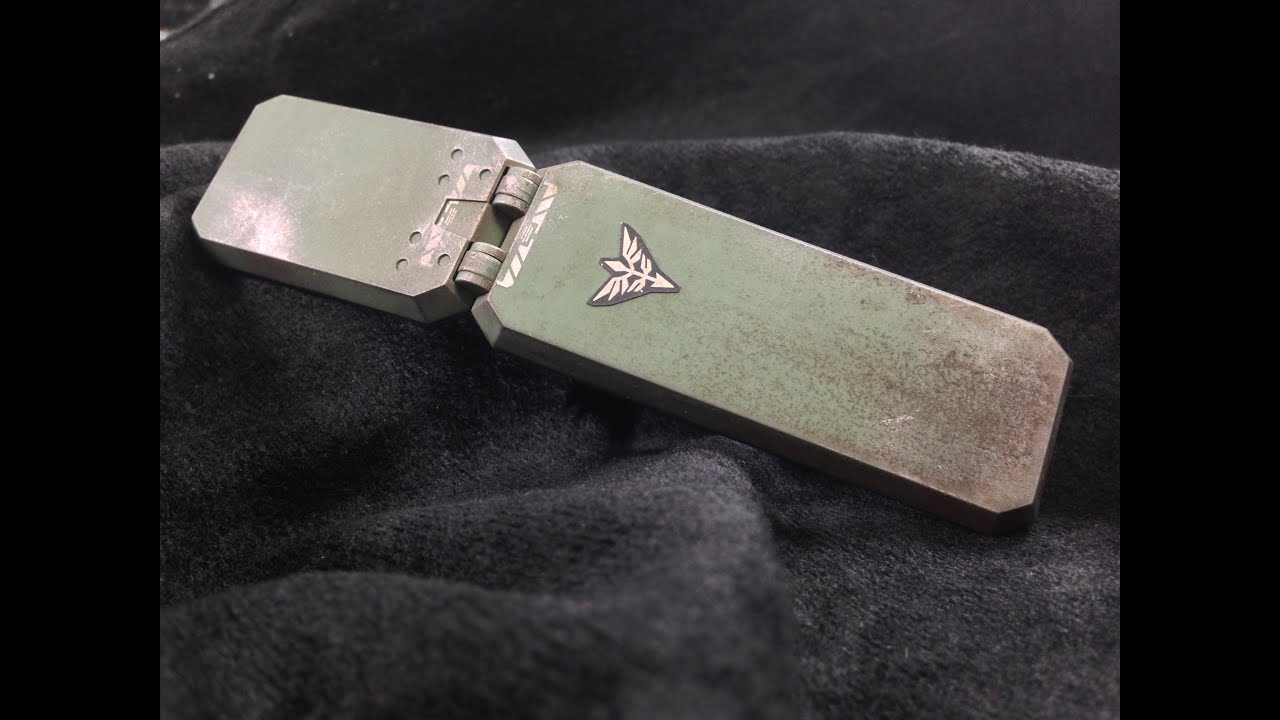 Painting Corrosion Spots on Clean Metal with Streaking Grime