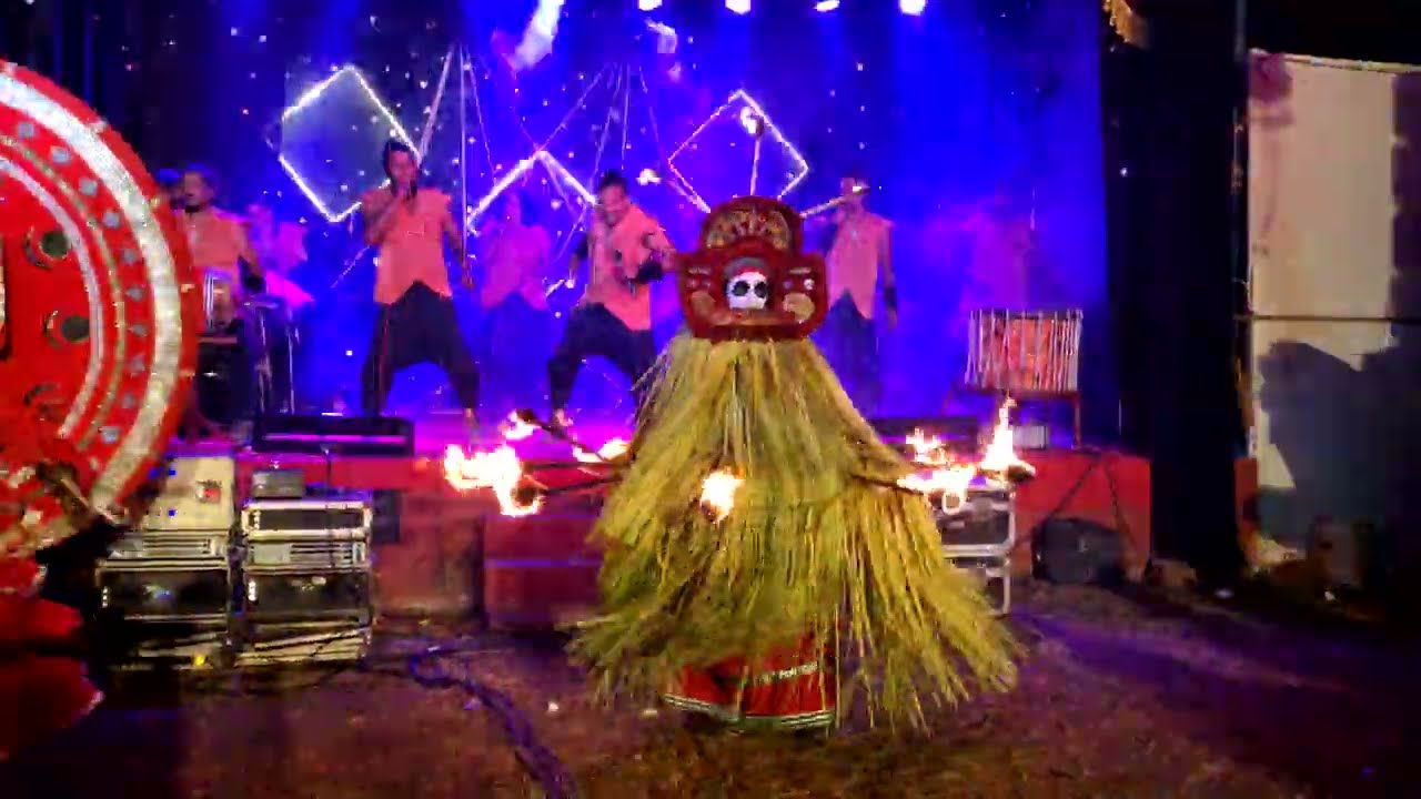 poliyalla poliyalla poliyeaa #pandavas kochi #theyyam