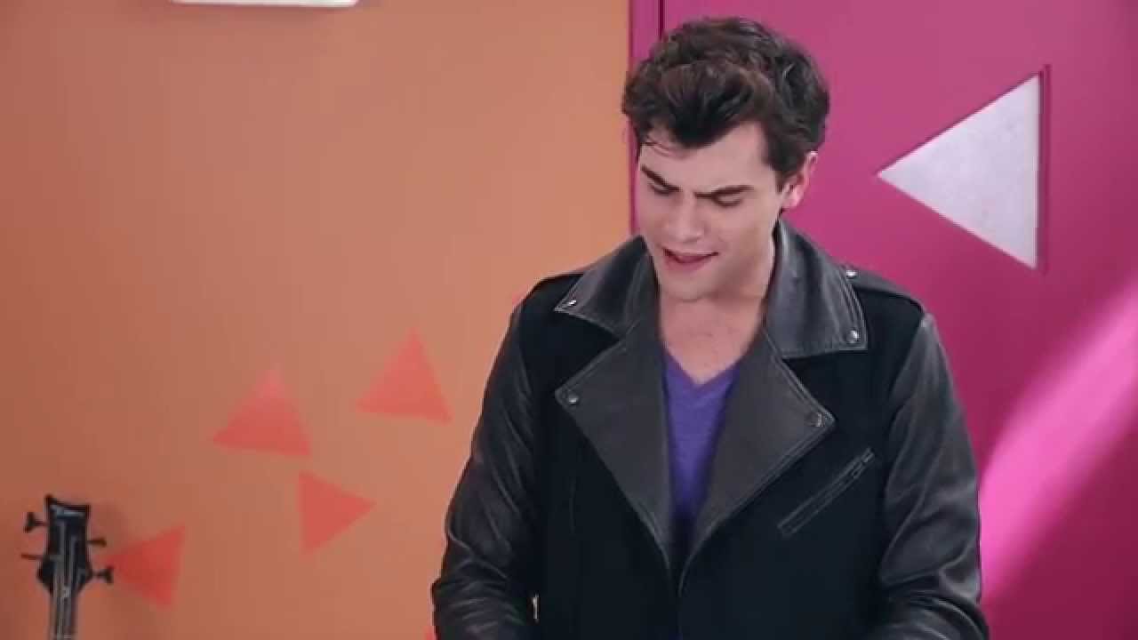 Violetta 3 - Diego canta 