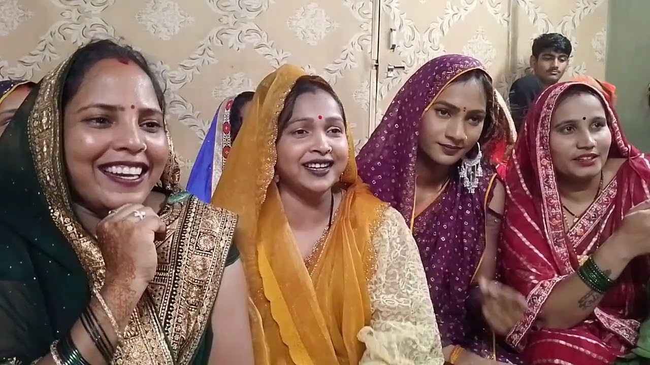 वायरल वीडियो देहाती नाच गीत अवधी चुटकुला गीत मंजू मोनी खुशबू रानी वायरल वीडियो#video 