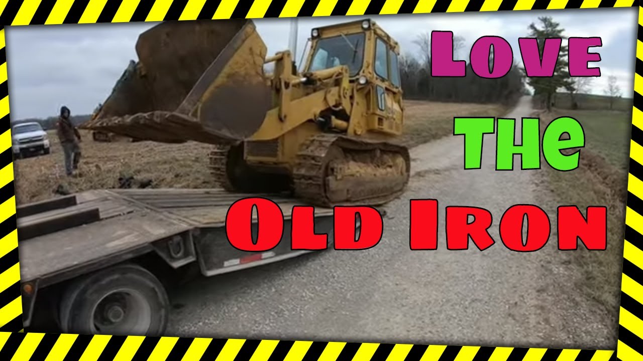 Small job with Volvo Excavator and Moving a cat 955L track loader with the Mack