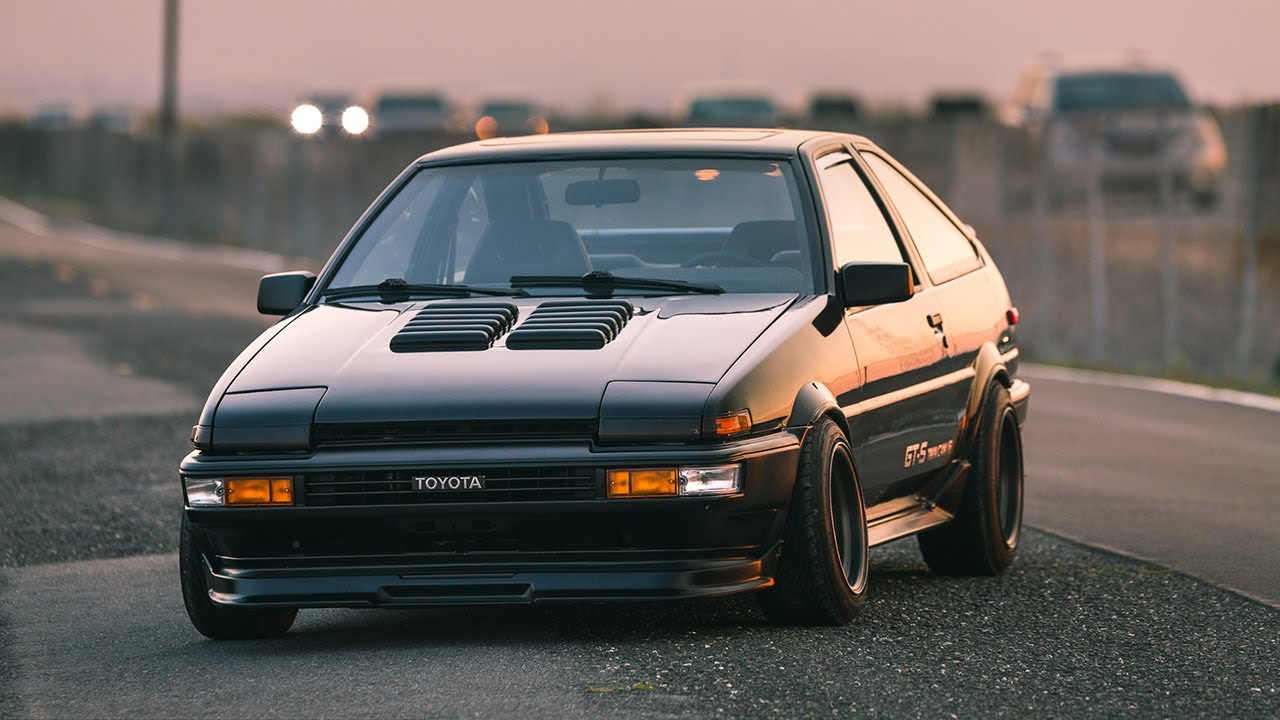 Building an AE86 Hachiroku in 12 Minutes
