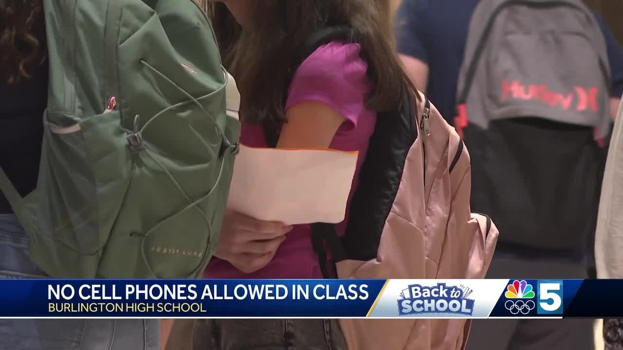 Burlington High School welcomes students back with new cellphone procedure
