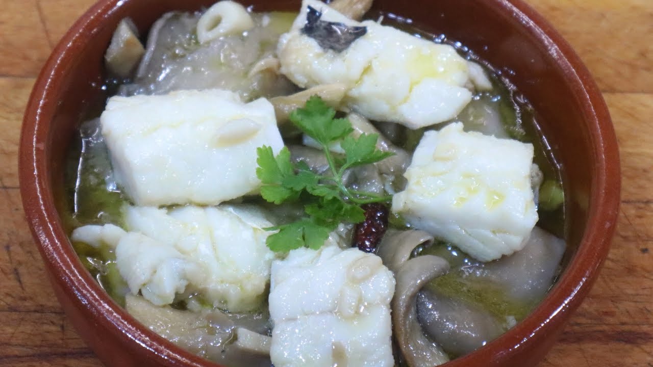PEROL de SETAS con BACALAO al AJILLO