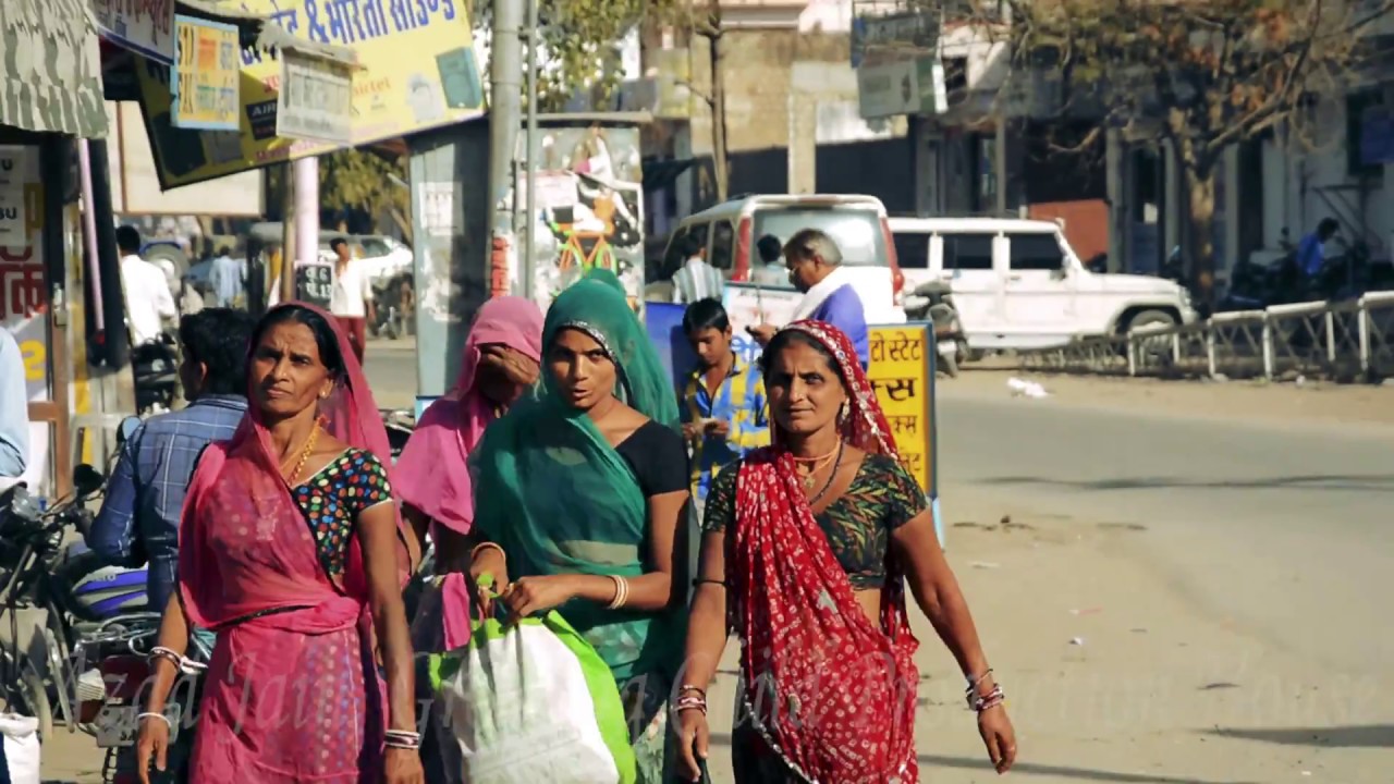 Indian Village(Town).Khari Road, Bhinmal Video.भीनमाल,खारी रोड.Rajasthani Woman.Villages,India