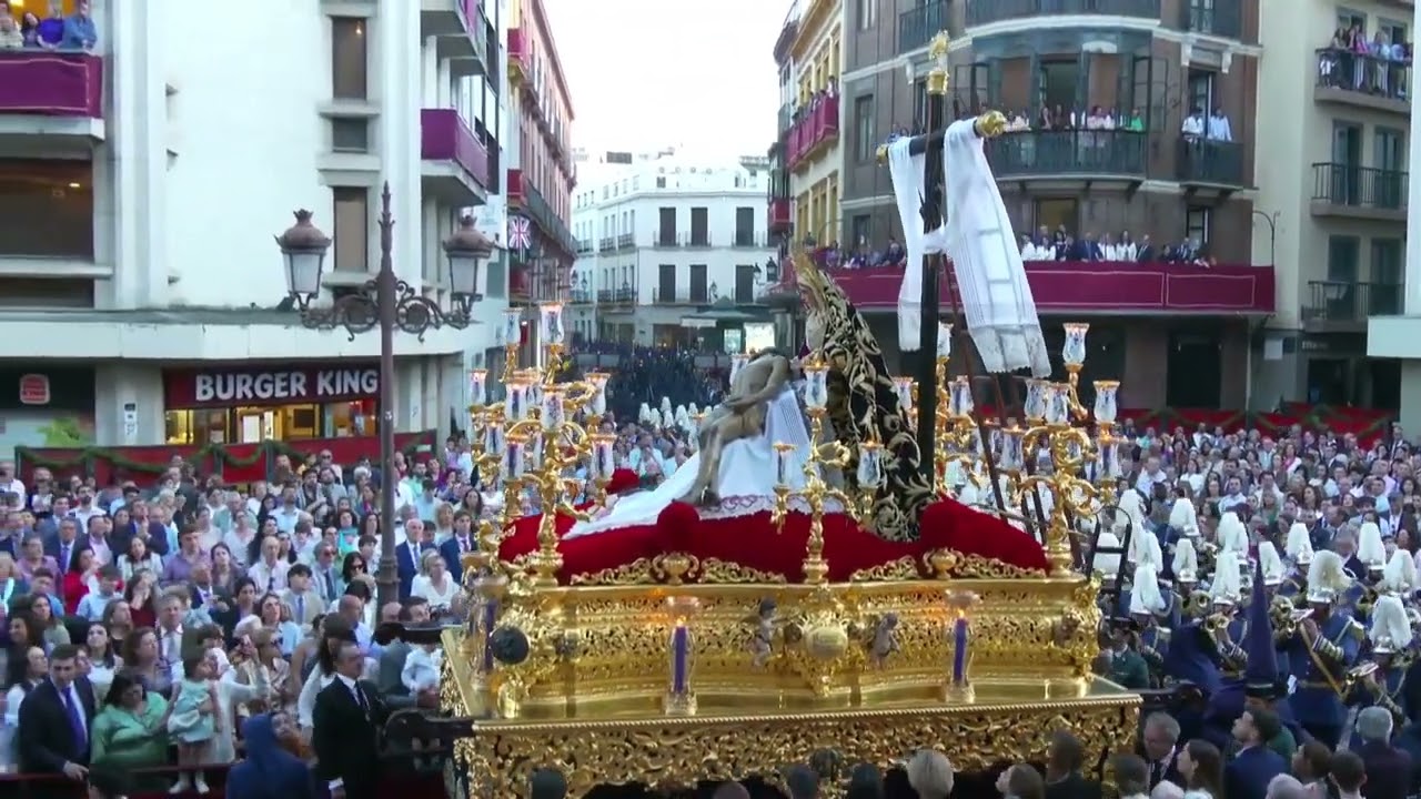 Piedad del Baratillo en Campana | Sevilla 2023