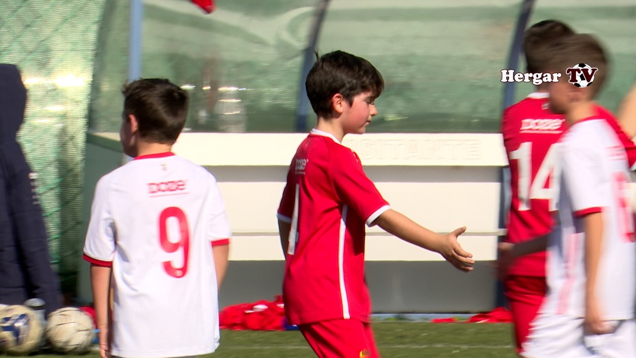 Derbi entre amigos benjamines