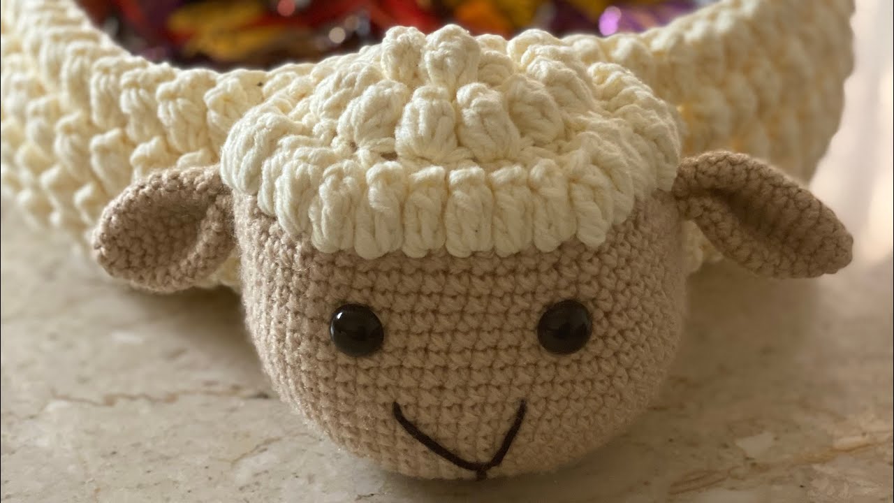 سلة من الكروشية بشكل خروف . دميه خروف كروشية #كروشية#خروف_العيد #دميه_خروف #خروف_كروشية #عيد_الأضحى