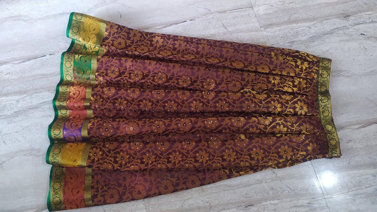 साड़ी में बनाइए  लहंगा ( बॉक्स प्लेटेड) और चोली/ Box plated lehenga cutting and stiching in hindi