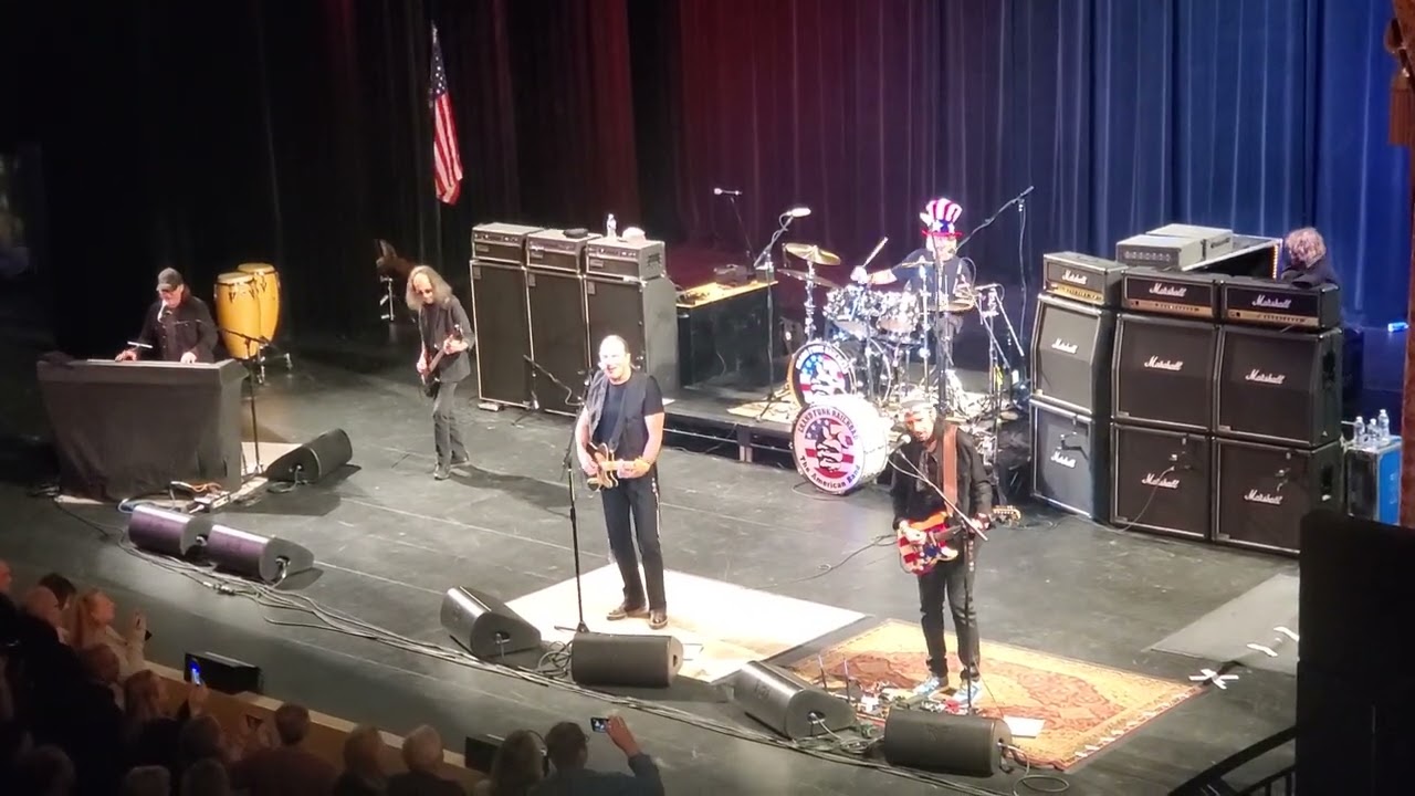 Grand Funk Railroad - We're an American Band