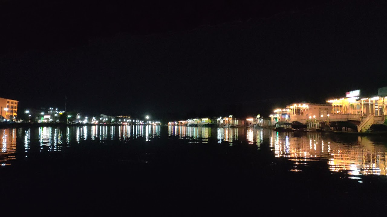 Dal Lake Srinagar, Kashmir Night View ❤️ #srinagar #dallakesrinagar