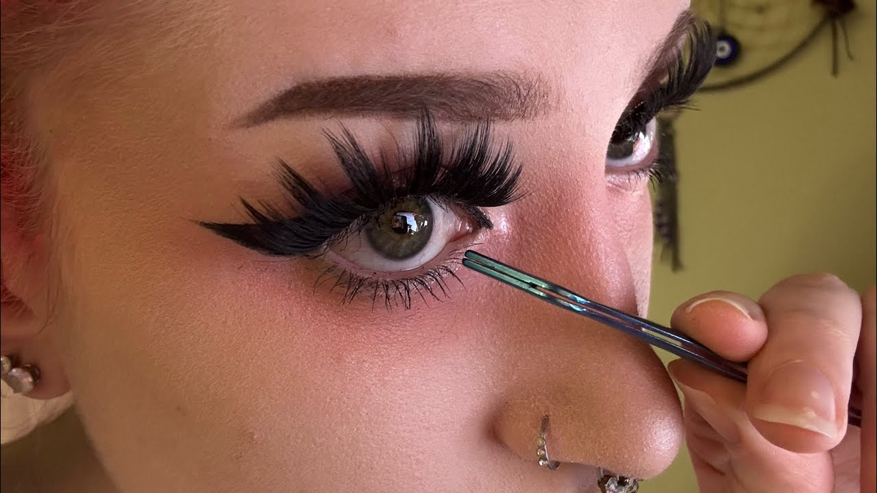 There’s something in your eye ASMR 👁️👄👁️ !