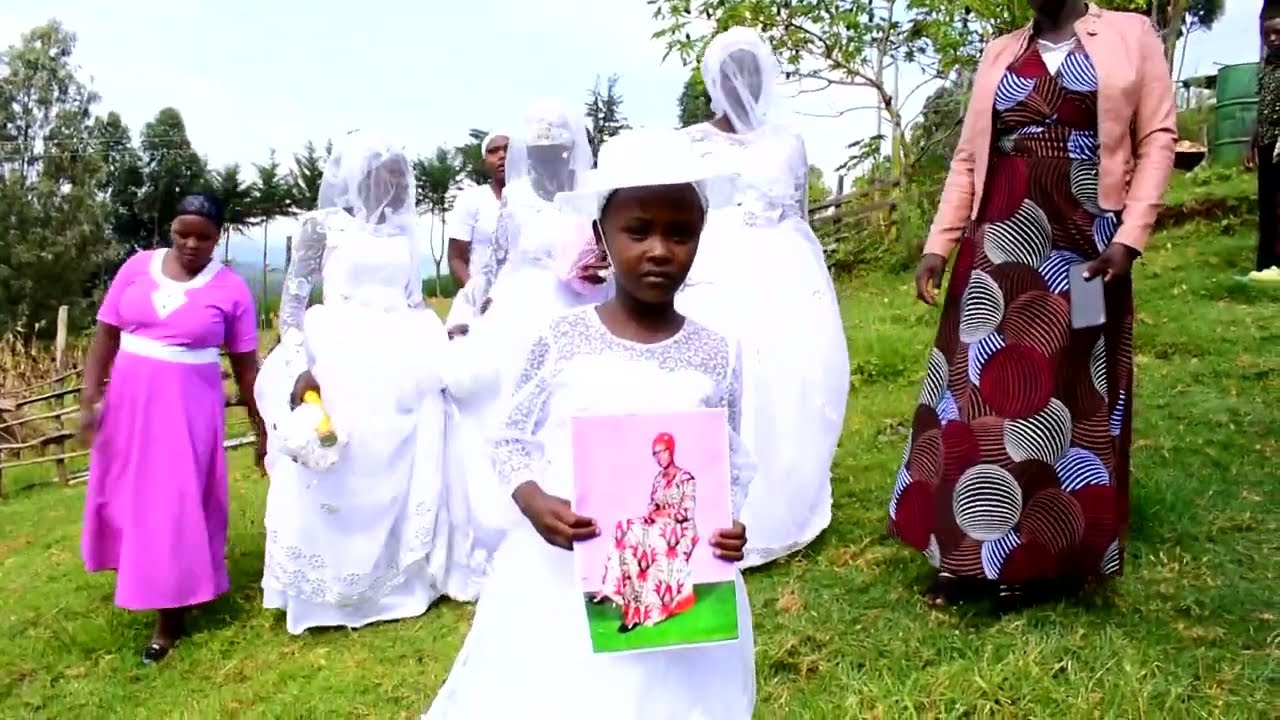 Naomy weds Josphat||Church of God Wedding
