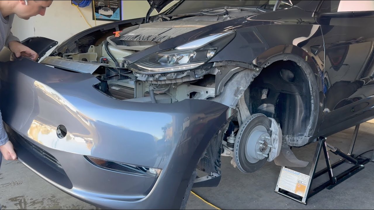 Как снять передний бампер Tesla Model Y