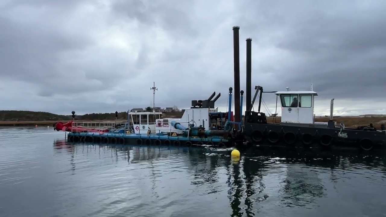 County Dredge Cod Fish II arrives in Pamet Harbor, Truro