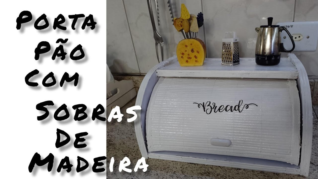 fiz meu porta pão usando madeira reciclada.
