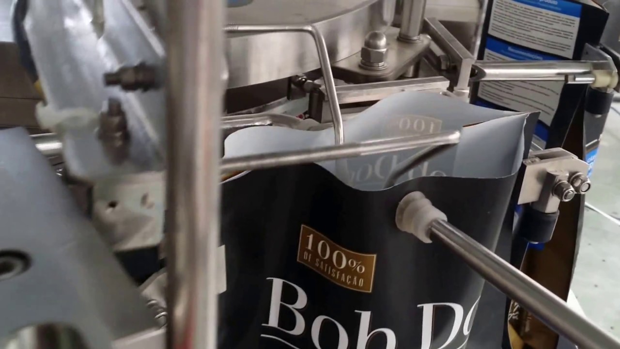 Automatic pet food packaging machine for pre-made bag
