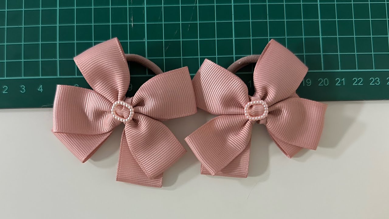 How to Make an Elegant Bow using 25mm Grosgrain Ribbon #ribbonbows