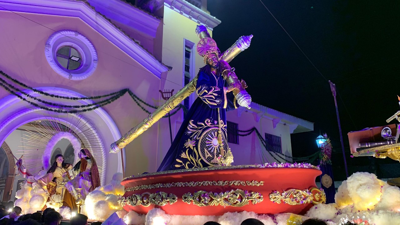 Entrada de la Procesi&oacute;n del Redentor del Mundo | El Gallito Zona 3 | Cuarto Domingo de Cuaresma