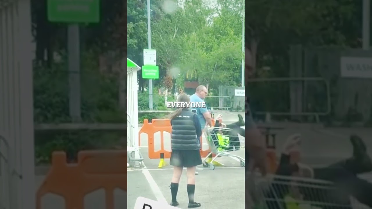 Kids Trapped Officer Inside A Shopping Cart😢💔