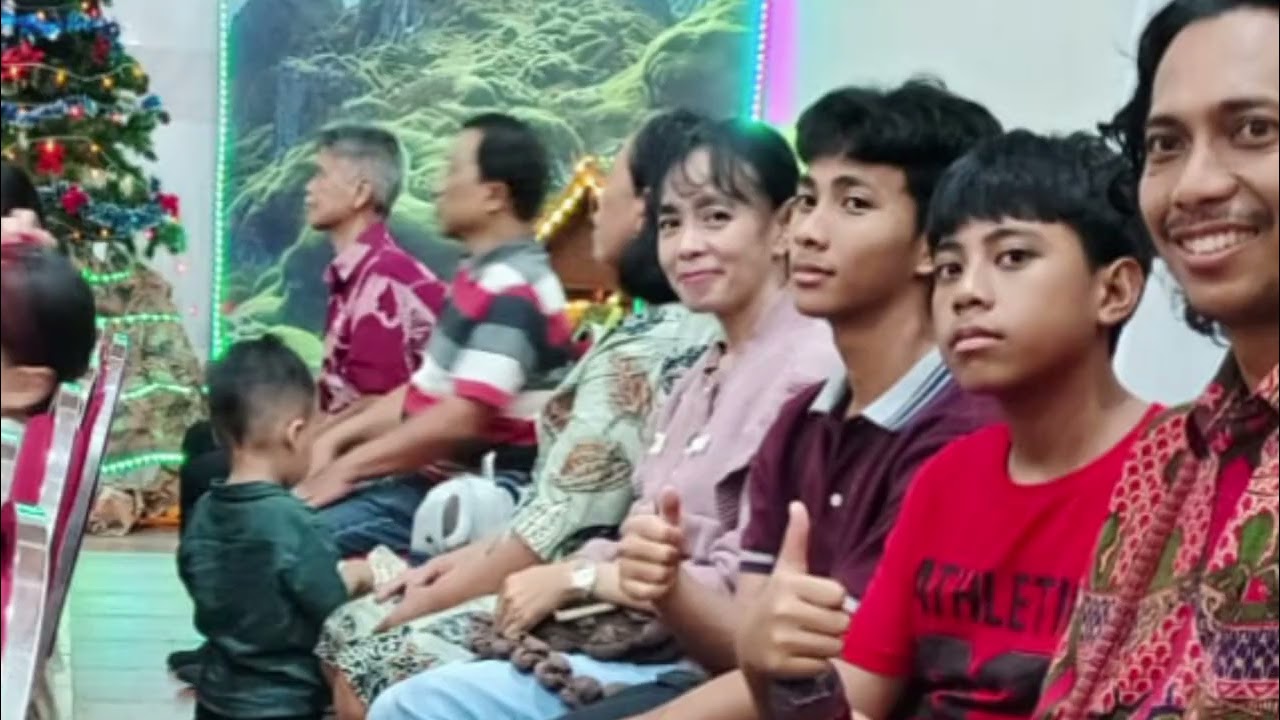 Pesta Natal Lingkungan St. Teresa dari Kalkuta Wilayah 8 Paroki Hati Kudus Yesus Malang ,8012025
