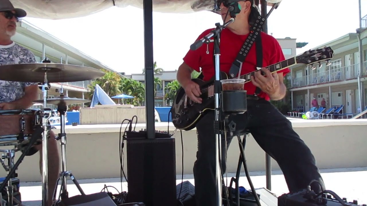 Beach Bum Barry and StevieLin Lindner Rockin on Treasure Island
