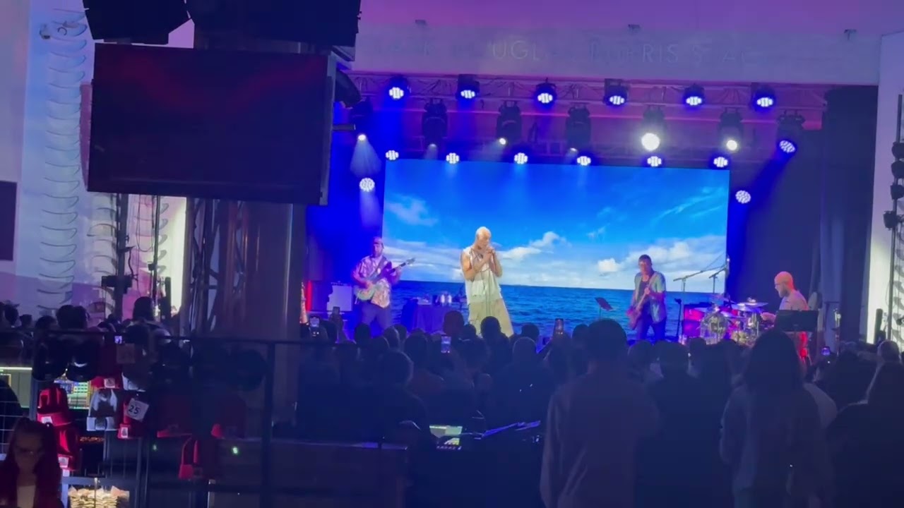 Matisyahu performing at the Miami Beach Bandshell 