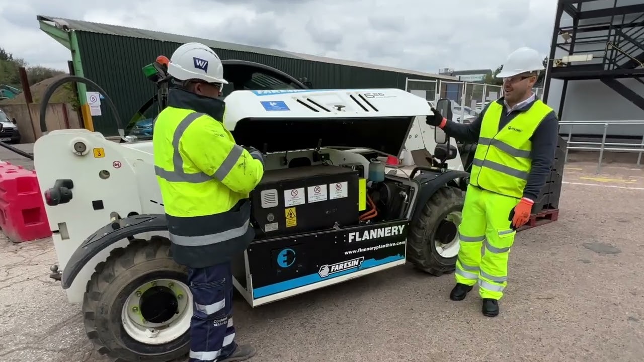 Faresin 626 all-electric telehandler walkaround with product specialist Nicolae Manea