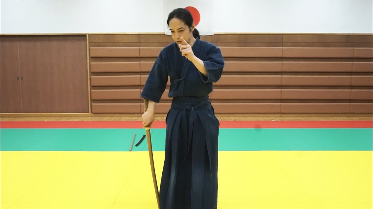 В мече и посохе «Дзёдзюцу: важность точки опоры» Takayuki Kanayama 2025