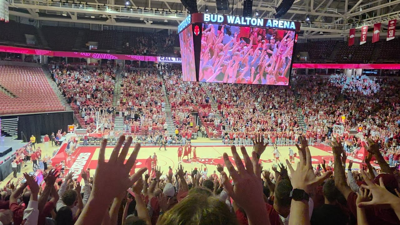 First Hog Call of the 2025 Arkansas Basketball Season!