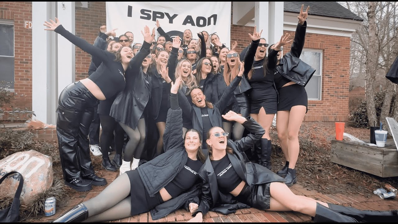 AOII Bid Day 2024