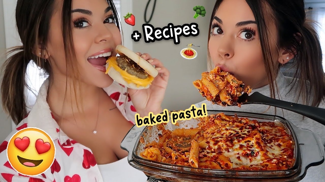What I EAT & COOK in a day! (breakfast sandwich, baked pasta..) | Steph Pappas