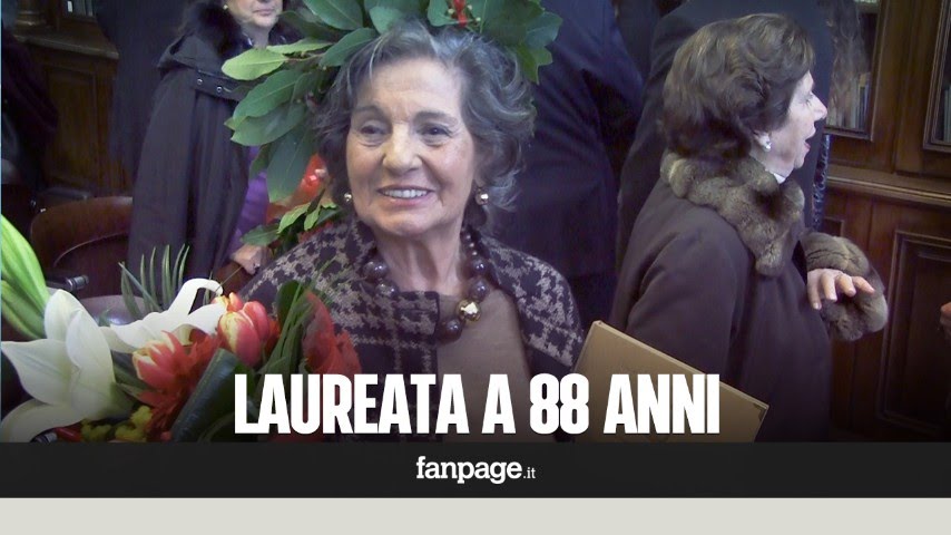 L'emozione di Anna Valanzuolo: a 88 anni corona il suo sogno e si laurea