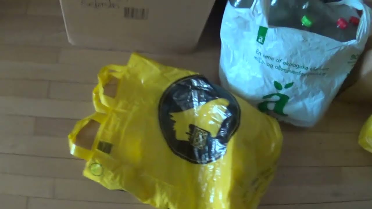 MongoTV_17336 -Spiser PITA Med KEBAB-Spiller Computerspil HYPERMARKET Simulator Fredag Aften-Del 37