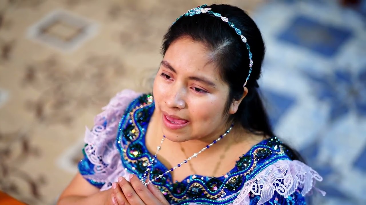 Solista Marta Isabel Barreno TEMA: Vive Jesús El Señor