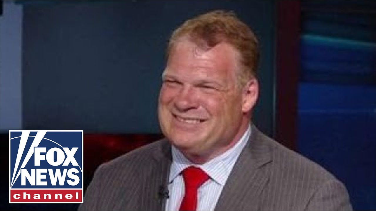 Former WWE champ Glenn 'Kane' Jacobs on running for mayor