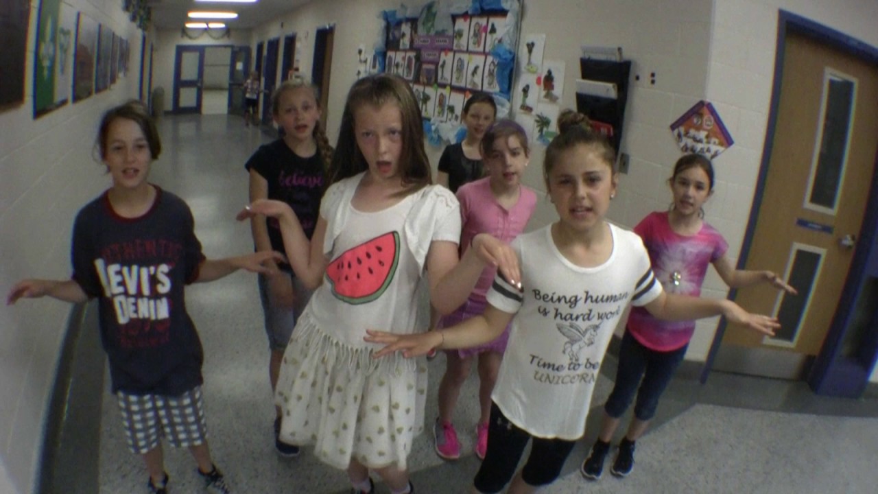 Clip chantant - lipdub - ÉÉC Marguerite-Bourgeois